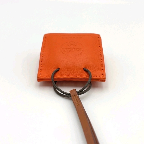 🔥 Hermès Sac Anjou Milo Shopper Bag Orange Y Engraved Bag Charm + Wrapping - Picture 7 of 16